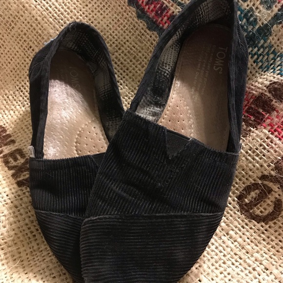 Toms black corduroy with purple sole *worn on toe* see photo - Picture 3 of 6